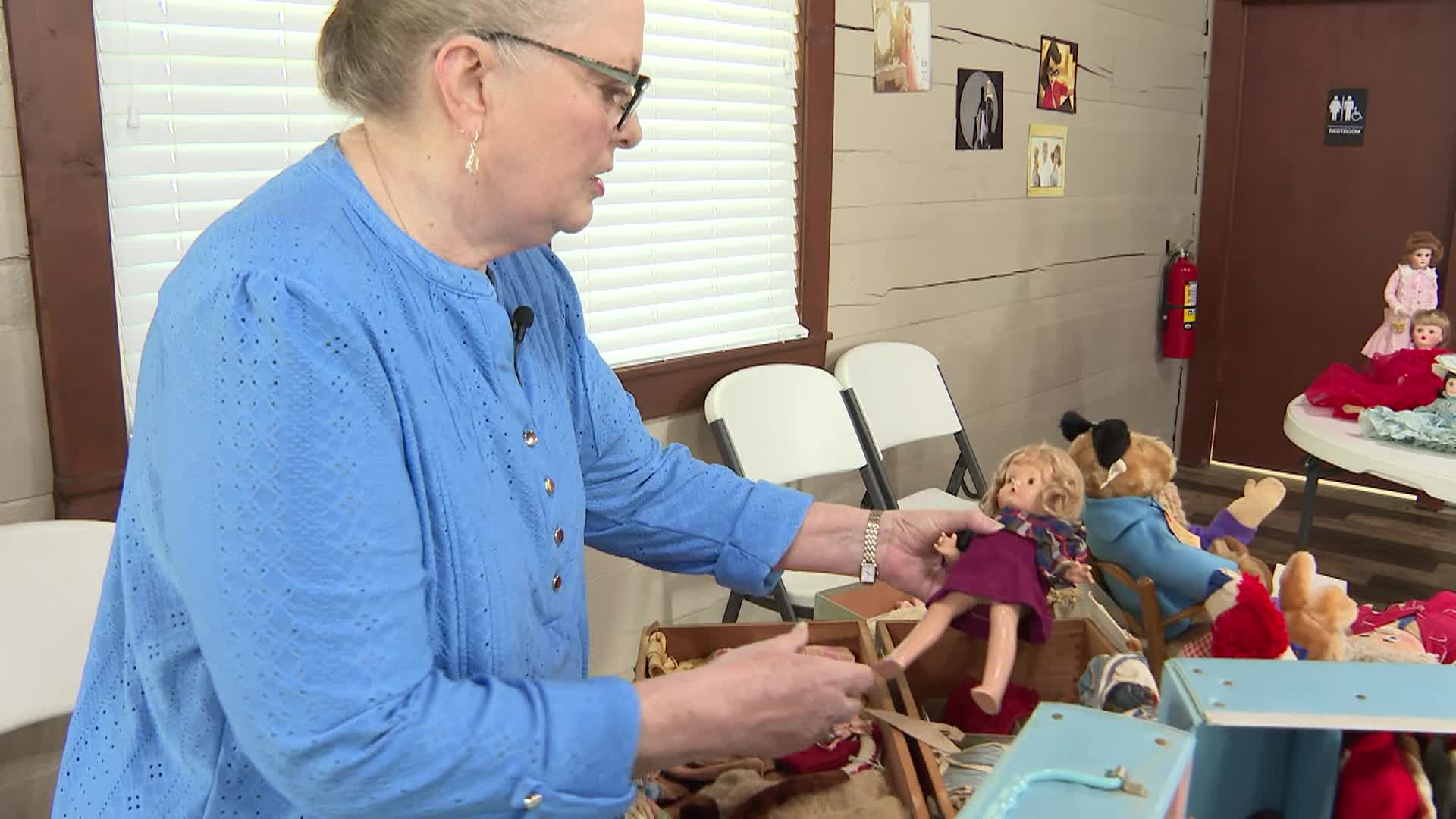 Thumbnail image for Doll Club