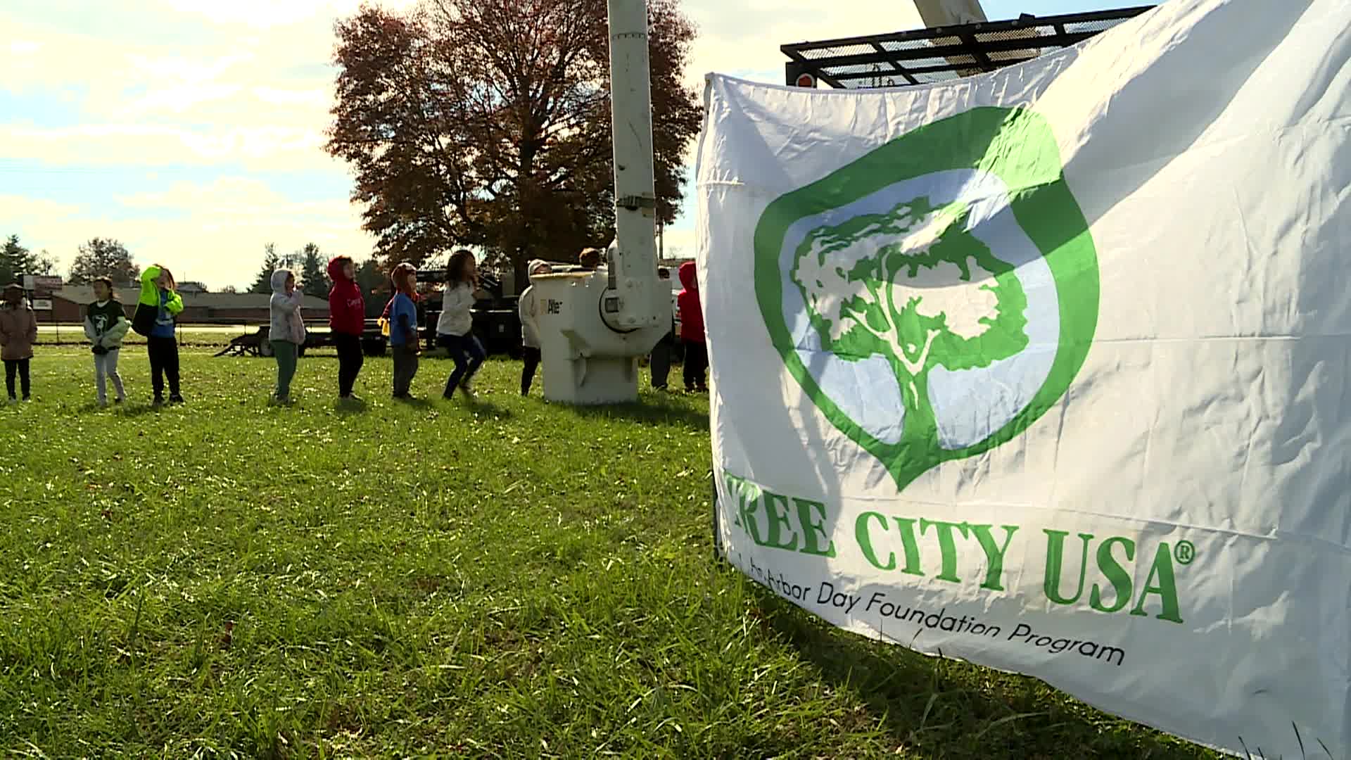 Thumbnail image for Arbor Day at Discovery School