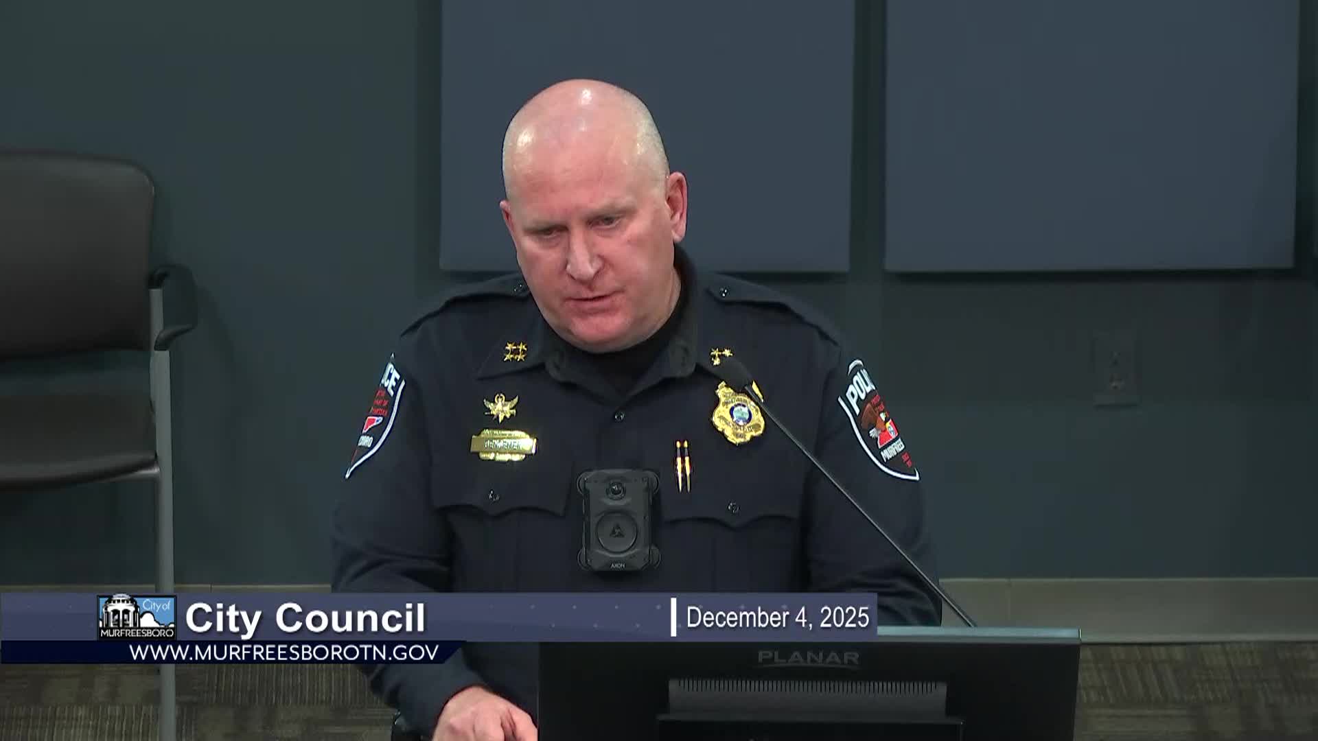 Murfeeesboro Deputy Chief presents an item to City Council