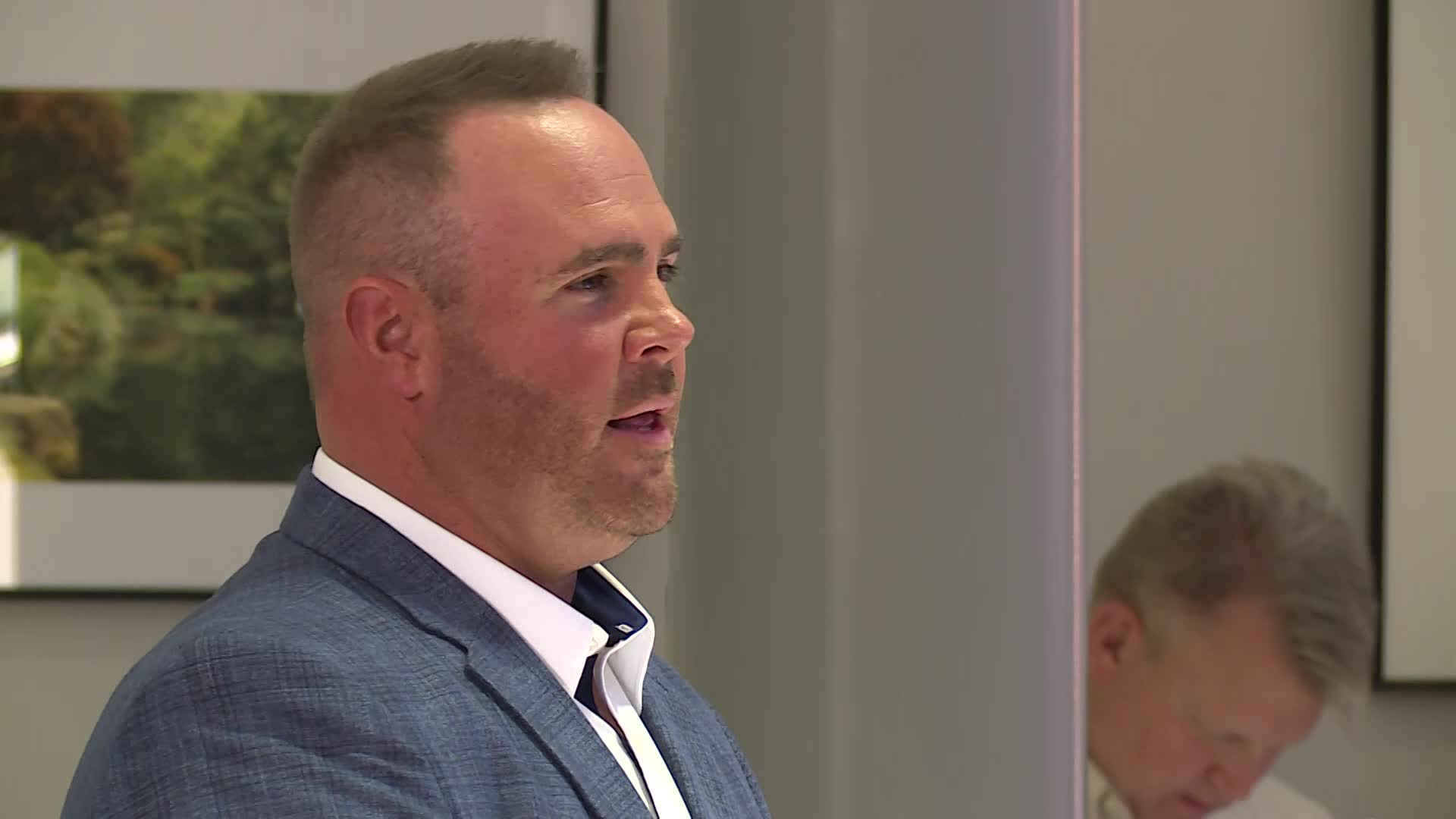 Thumbnail image for Legacy Sports Newsbreak